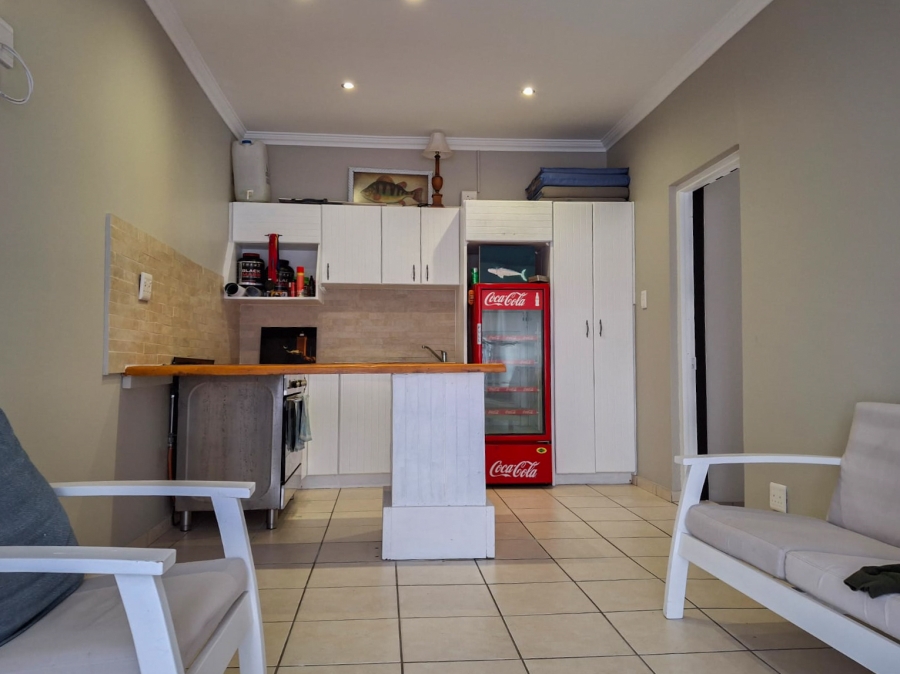 5 Bedroom Property for Sale in Hartenbos Central Western Cape